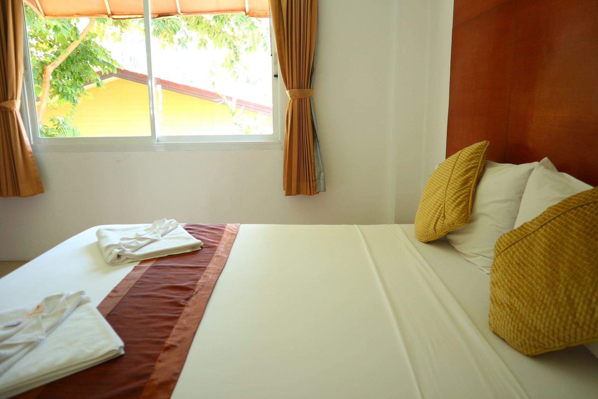 Sukcheewa Residence Phuket Patong Buitenkant foto