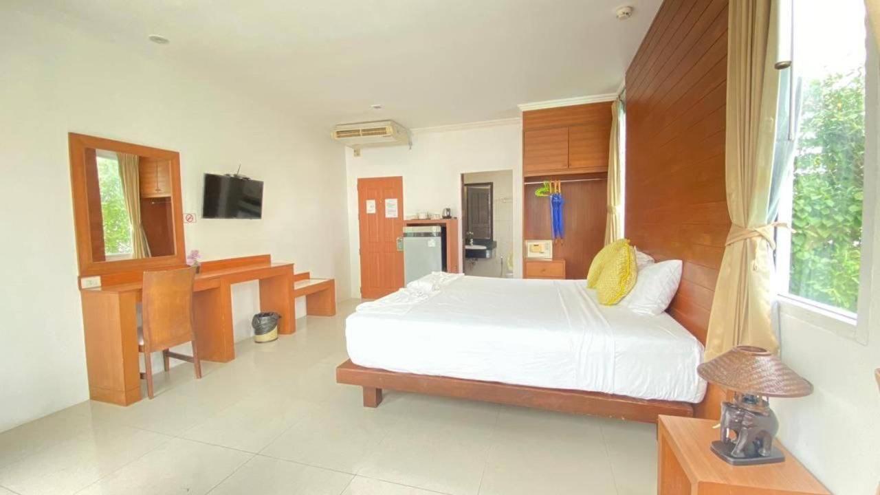 Sukcheewa Residence Phuket Patong Kamer foto